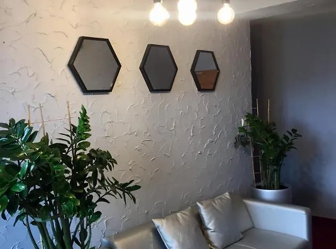 Platinum Oda ve Kahvaltı 2*